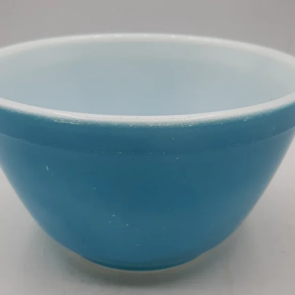 Vintage PYREX Primary Colors Nesting Mixing Bowls Set of 4 with 401 402 403 404 - Picture 14 of 16